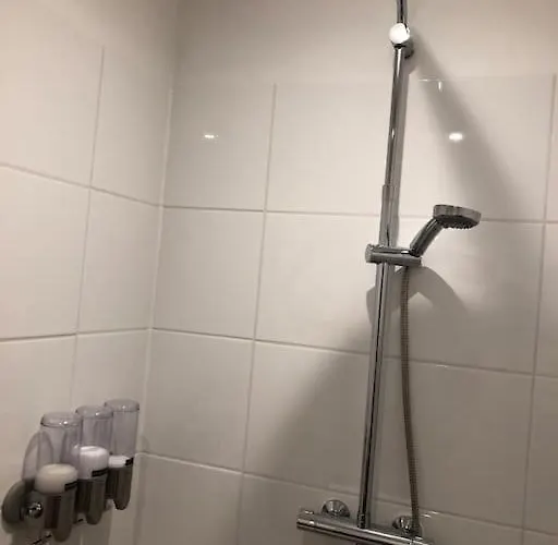 Apartament Luxurious With Sauna And Kitchen In Center Of