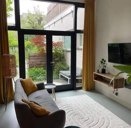 Luxurious With Sauna And Kitchen In Center Of Apartamento Dordrecht